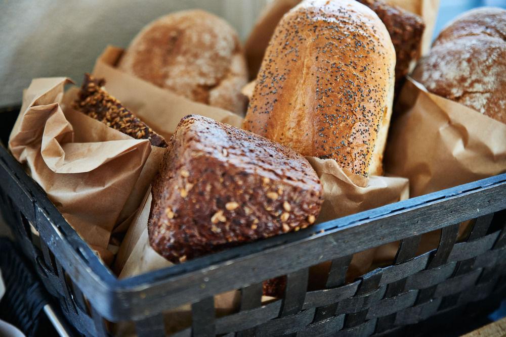 Stoberiet Hostel Svendborg község Kültér fotó A selection of breads